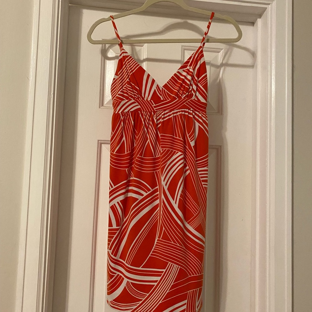Curtesy orang & white dress w/ adjustable straps
